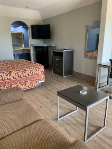 Camelot Inn & Suites Х'юстон Екстер'єр фото